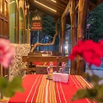 酒店 Safari Village 韦林格勒