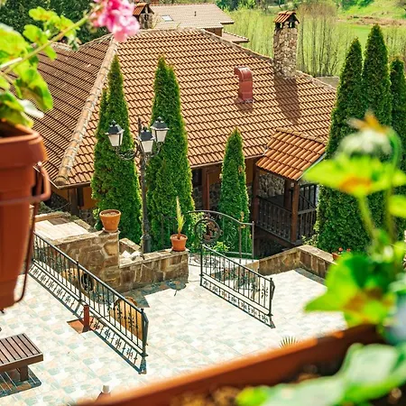 Safari Village