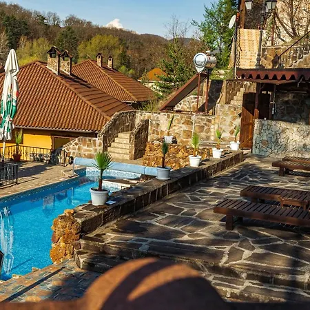 Hotell Safari Village 3*