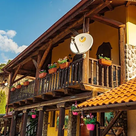 Hotel Safari Village