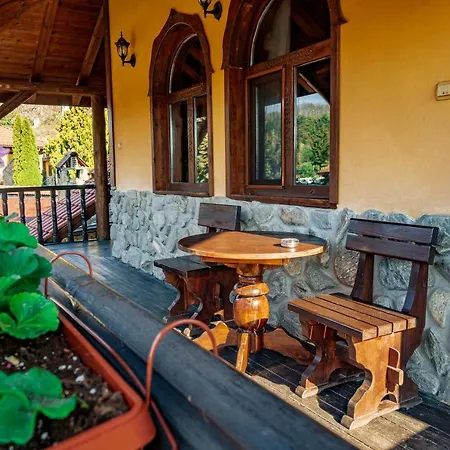 Safari Village Hotell