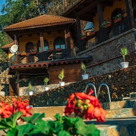 Safari Village Hotell